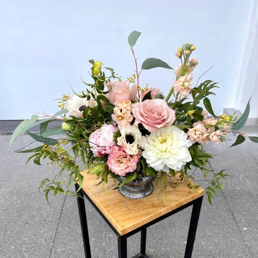 English Garden – Urn Arrangement