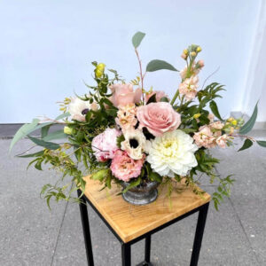 English Garden – Urn arrangement