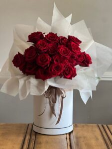 Premium Hatbox of Roses